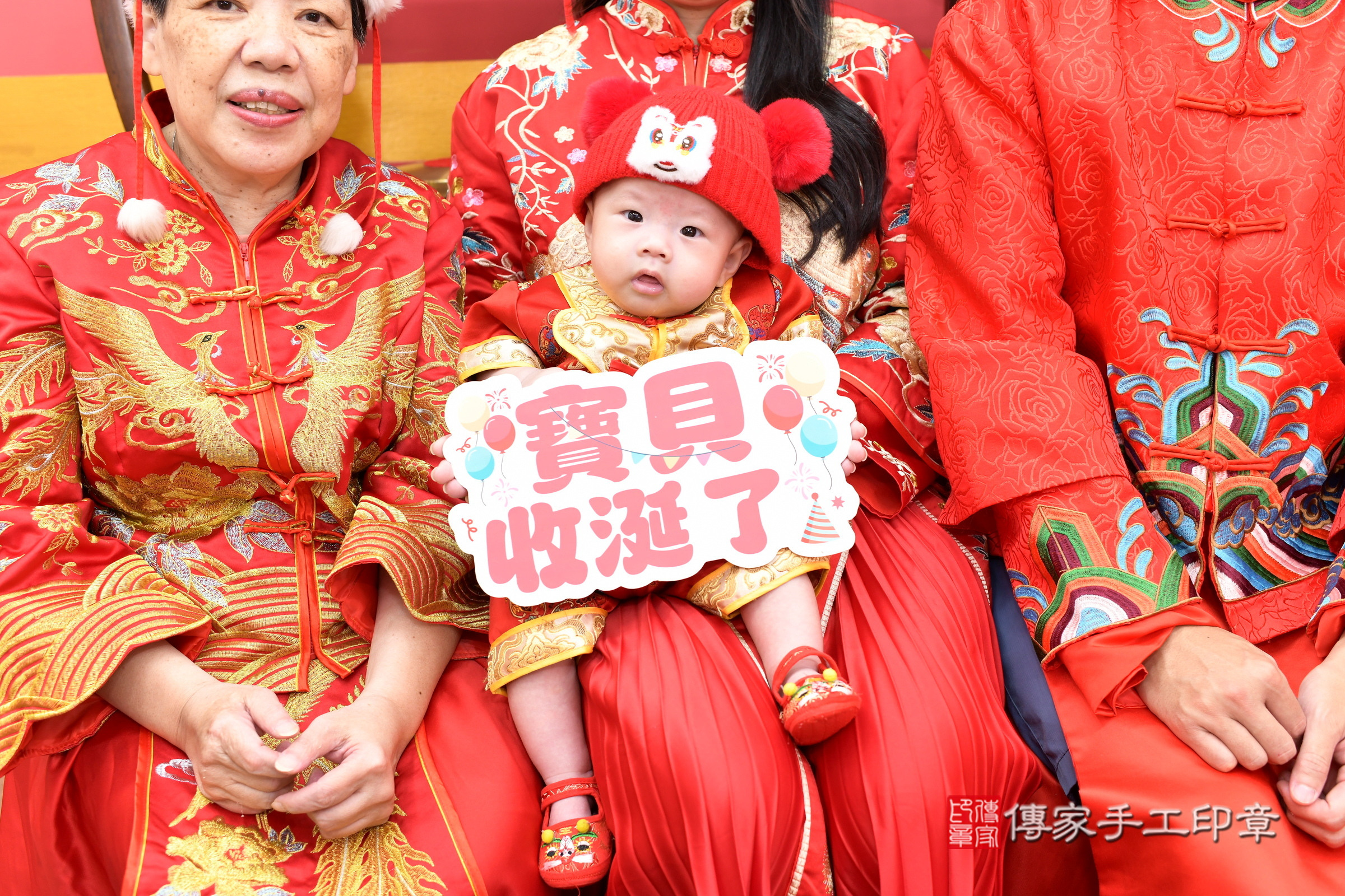 2025-07-22睿睿寶寶收涎，小孩古裝禮服照。地點：傳家「新北店」古禮會場照片集