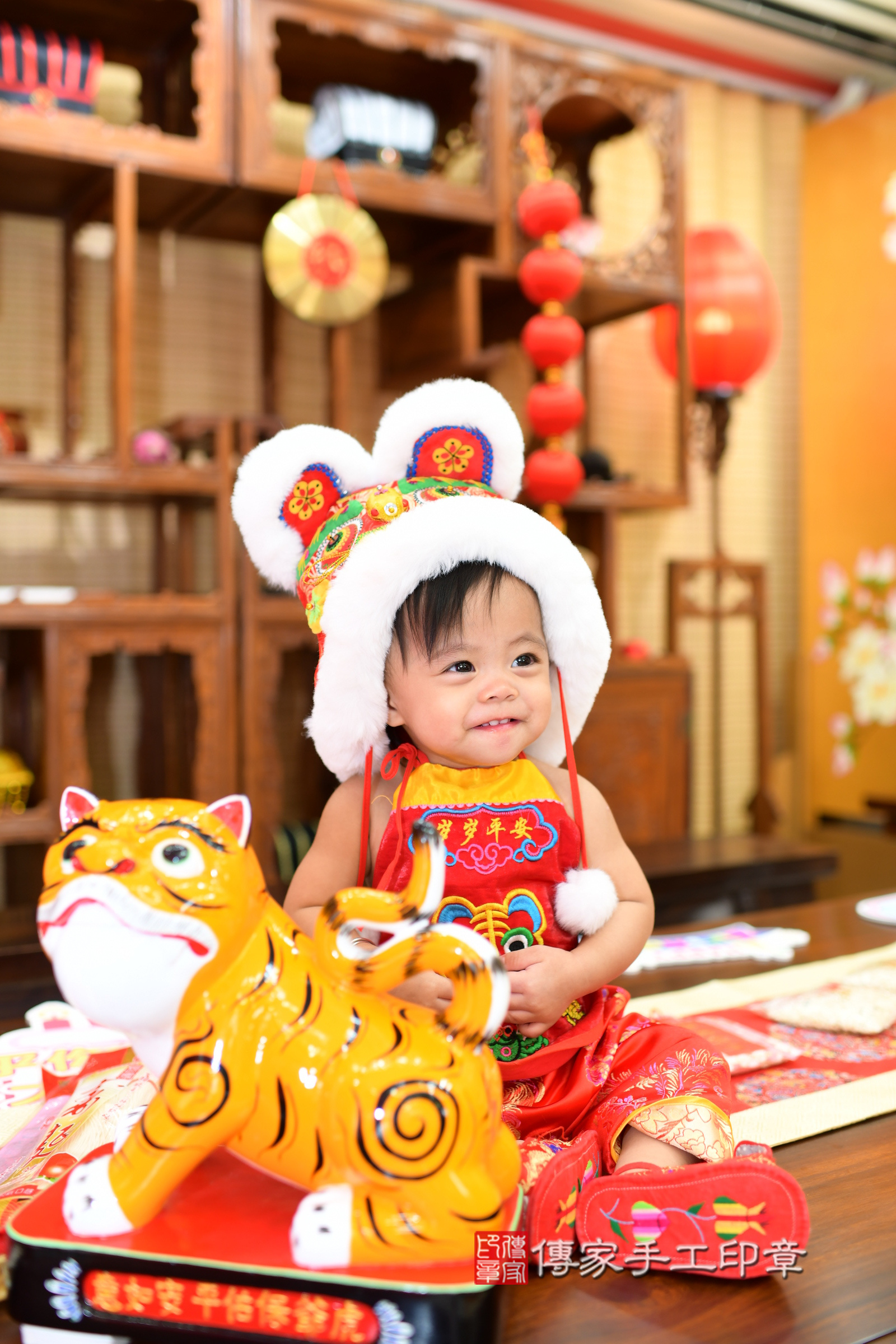 2023-10-28張寶寶抓周,小孩古裝禮服照。地點:傳家「台南店」古禮會場照片集