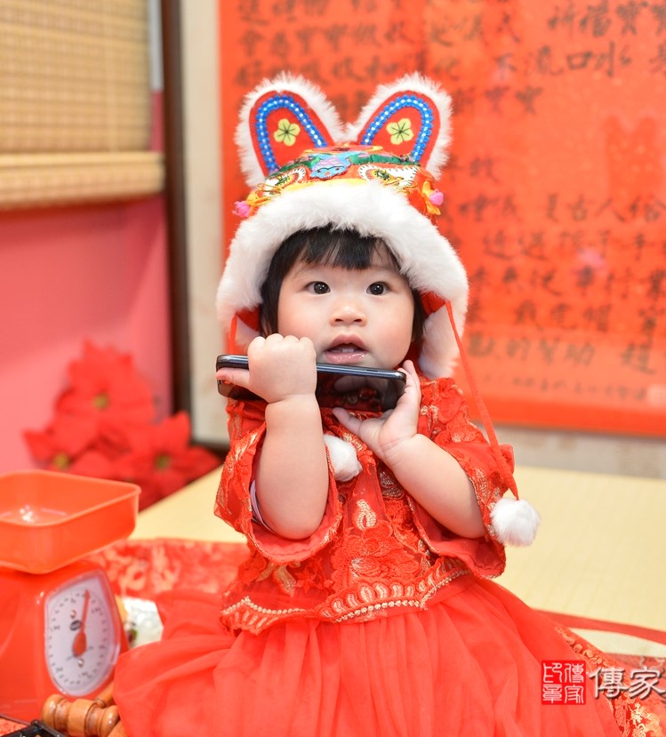 2022-02-19朱寶寶抓周，小孩禮服(女)中式古裝禮服禮照（新北店）照片集