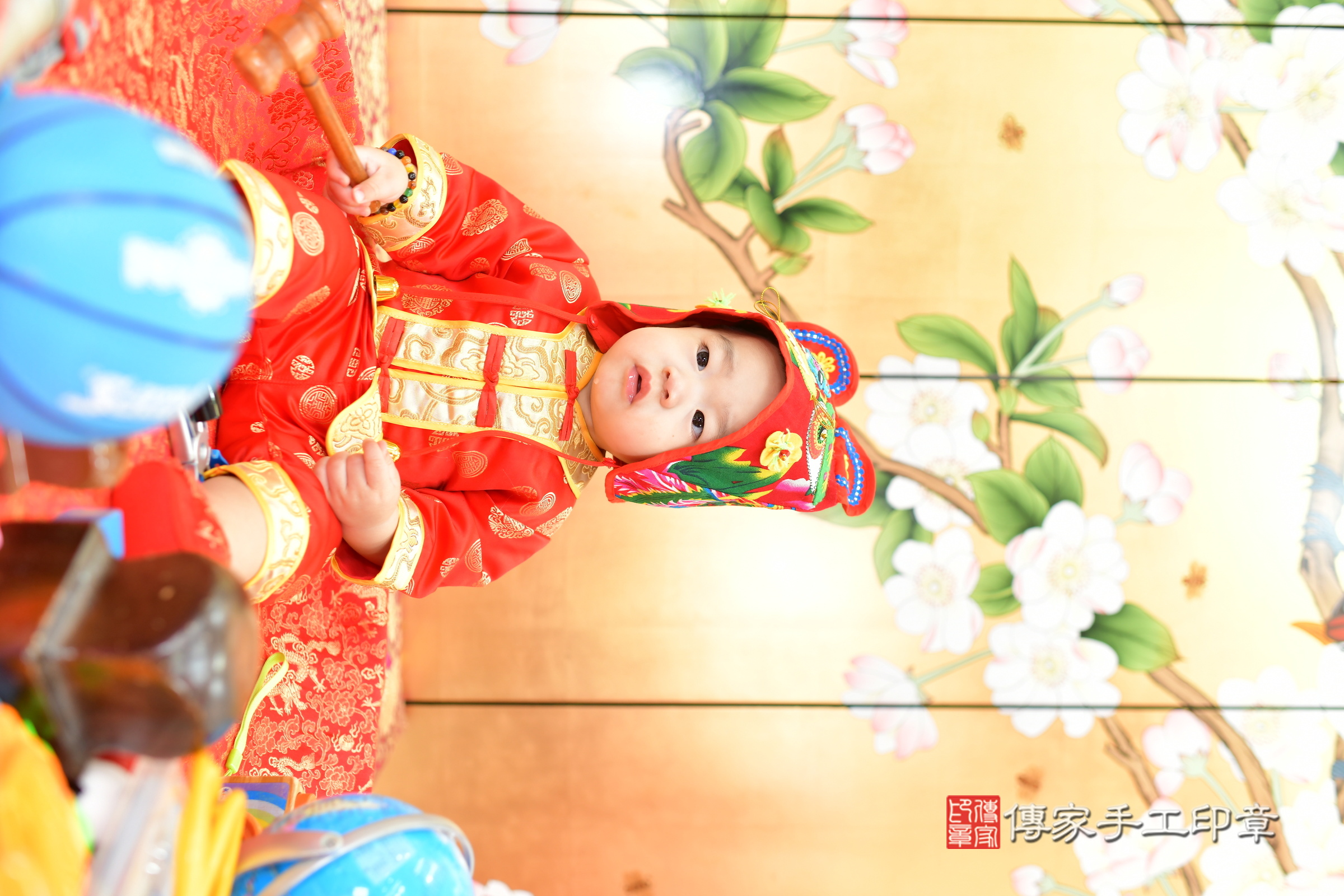 2025-03-23昊昊寶寶抓周，小孩古裝禮服照。地點：傳家「台中店」古禮會場照片集