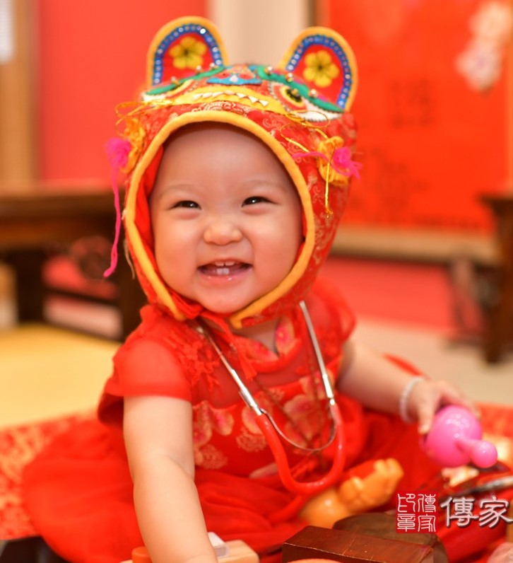 2020-08-09王寶寶，小孩禮服(女)中式古裝禮服禮照照片集