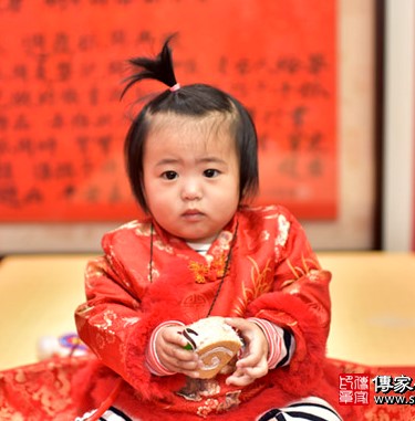 2020-03-15方寶寶，小孩禮服(女)中式古裝禮服禮照照片集