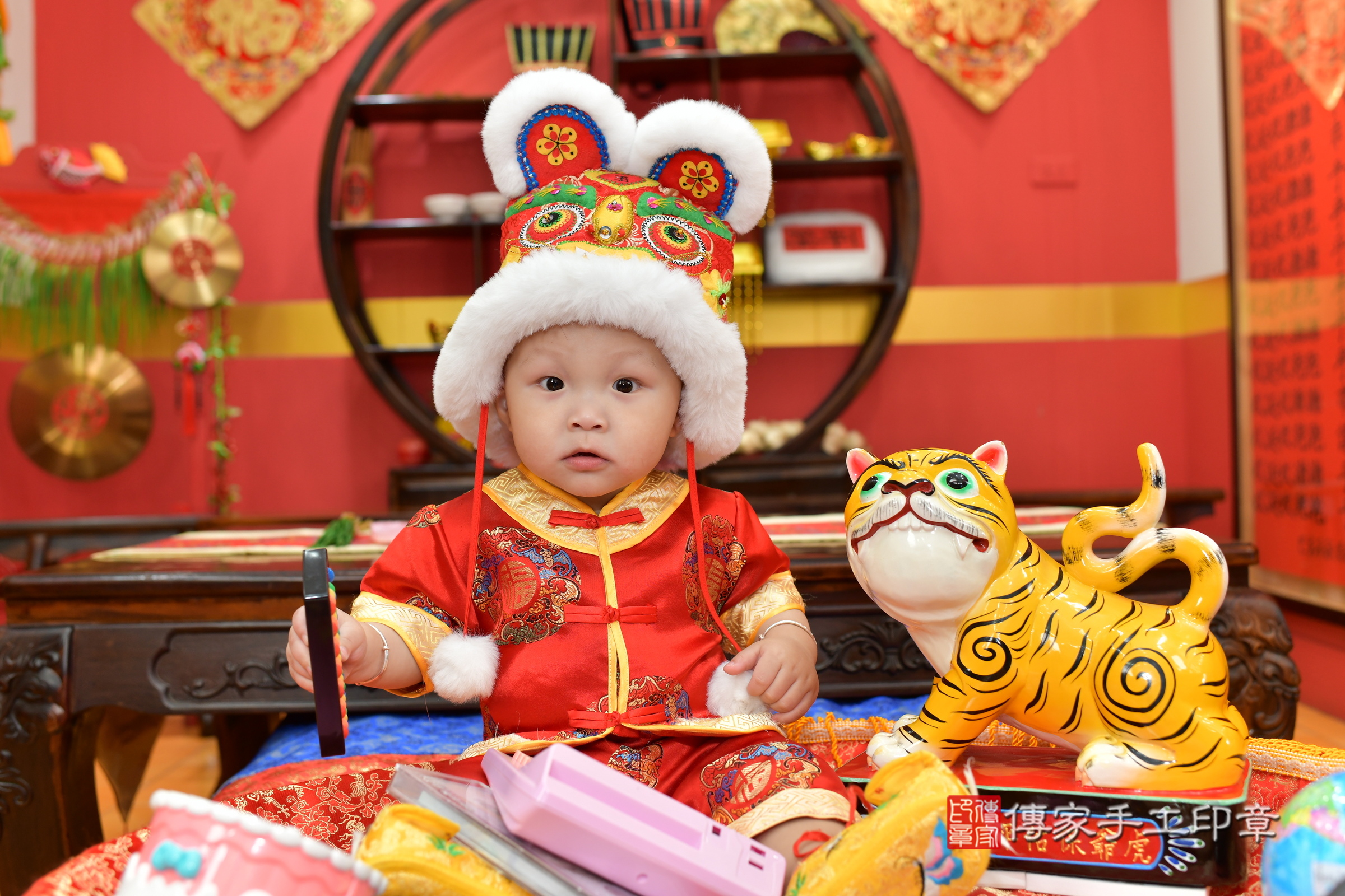 2025-07-26小聖寶寶抓周，小孩古裝禮服照。地點：傳家「桃園店」古禮會場照片集