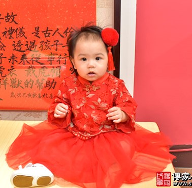 2020-03-14簡寶寶，小孩禮服(女)中式古裝禮服禮照照片集