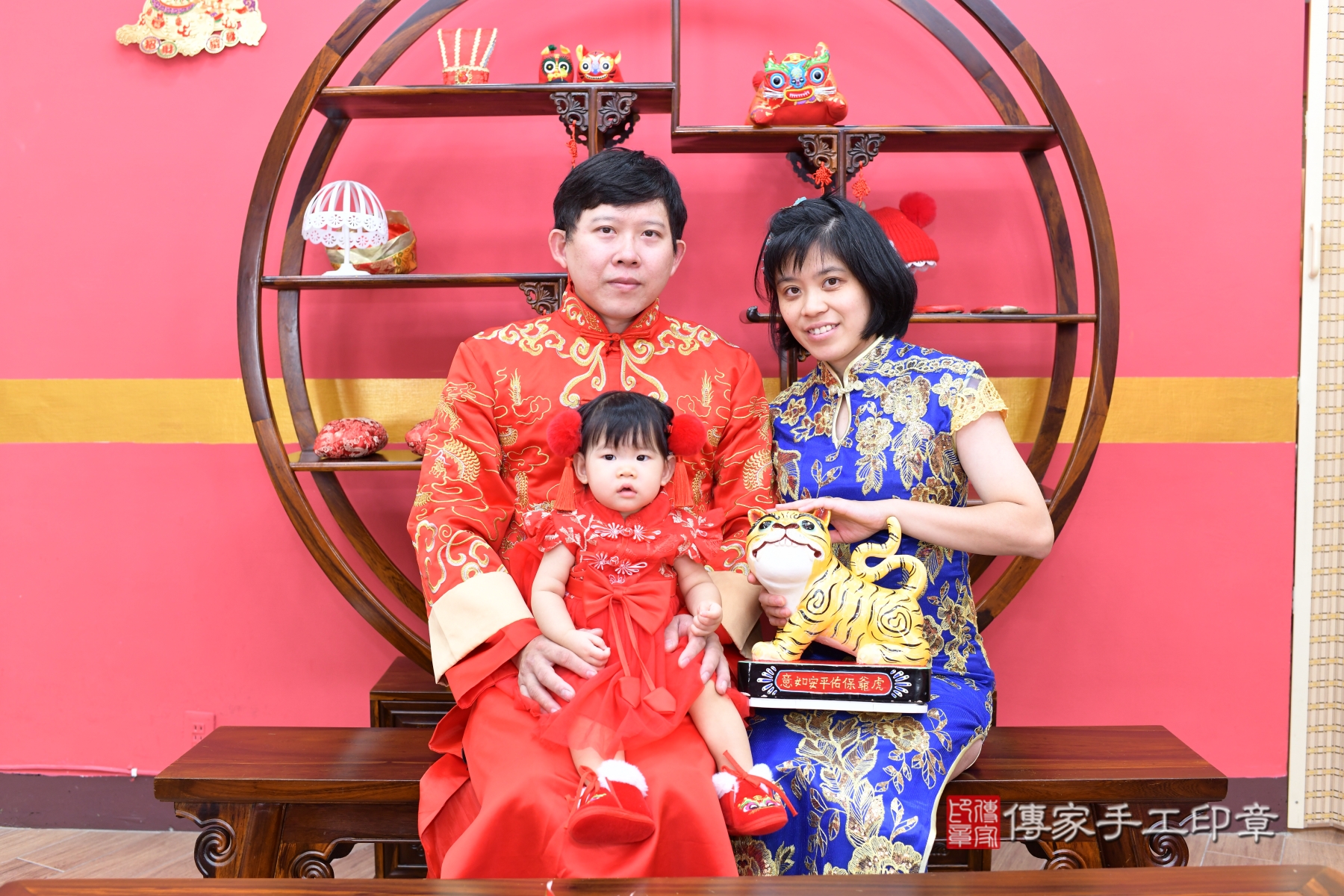 2026-01-06澄澄寶貝抓周，成人與小孩古裝禮服照。地點：傳家「新北店」古禮會場照片集