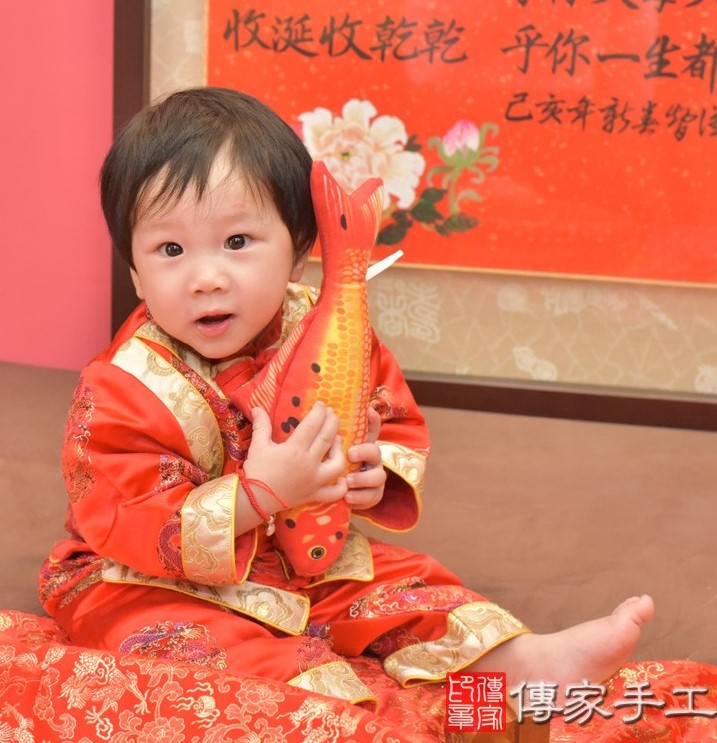 2021-02-09周寶寶，小孩禮服(男)中式古裝禮服禮照照片集