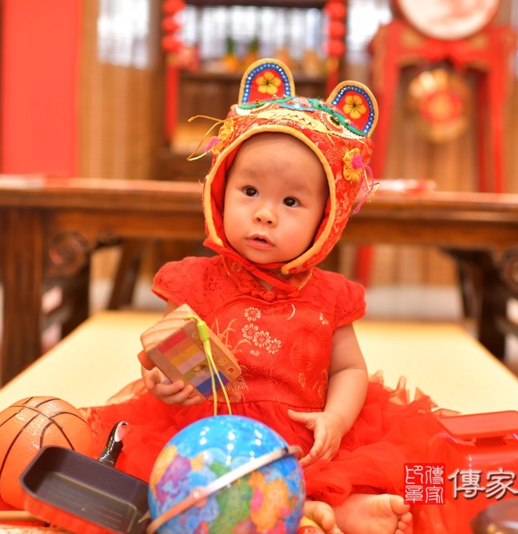 2020-12-19羅寶寶，小孩禮服(女)中式古裝禮服禮照照片集