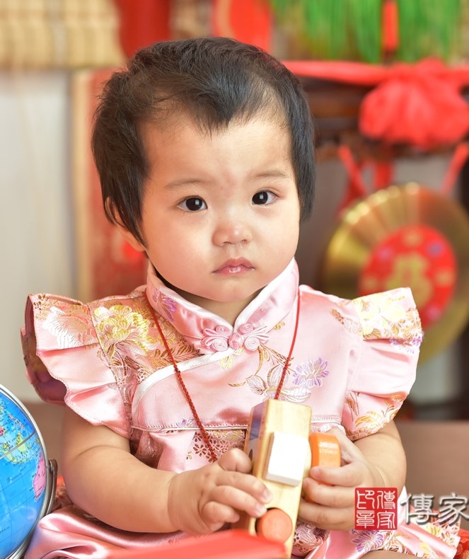 2020-08-09莊寶寶，小孩禮服(女)中式古裝禮服禮照照片集