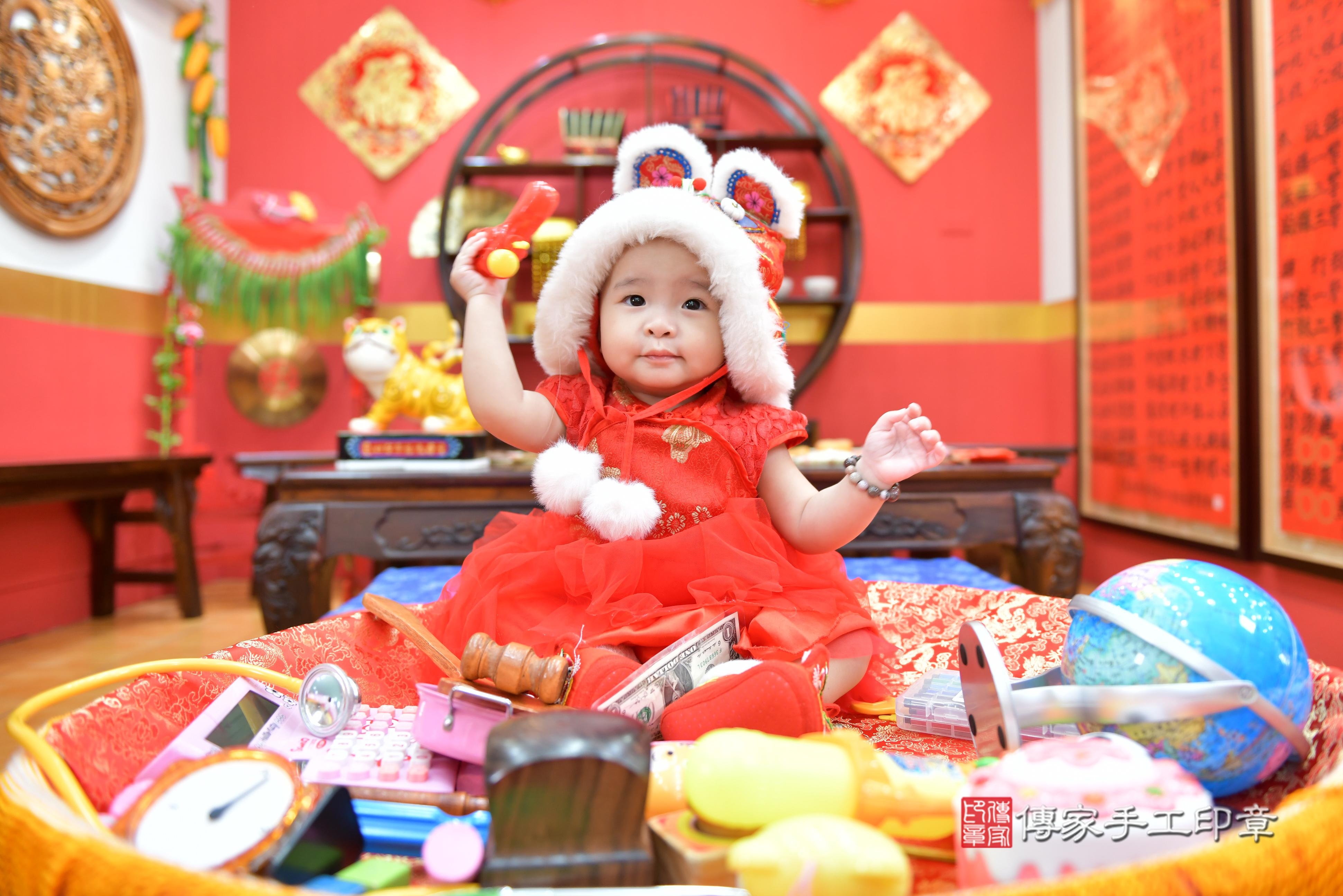 2023-12-06陳寶寶抓周,小孩古裝禮服照。地點:傳家「桃園門市店」古禮會場照片集