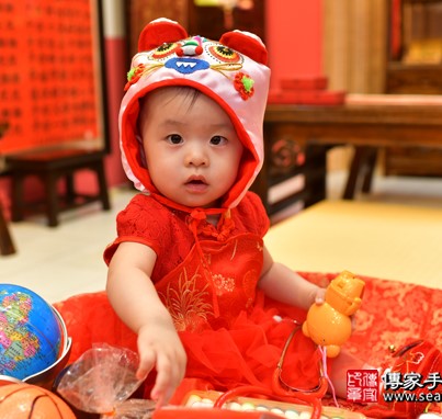 2020-03-08蘇寶寶，小孩禮服(女)中式古裝禮服禮照照片集