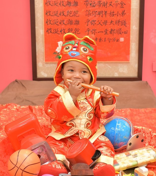 2020-12-19林孫寶寶，小孩禮服(男)中式古裝禮服禮照照片集