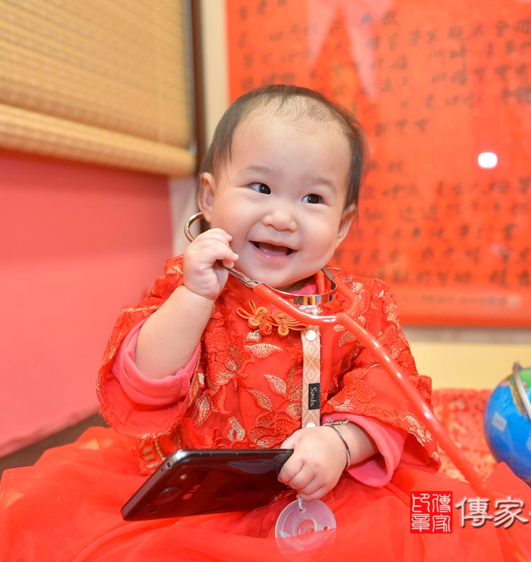 2020-12-18蔡寶寶，小孩禮服(女)中式古裝禮服禮照照片集