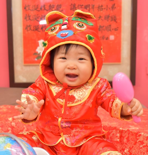 2021-05-06吳寶寶，小孩禮服(女)中式古裝禮服禮照照片集
