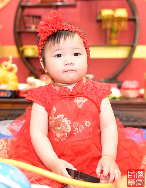 2021-05-01蔡寶寶，小孩禮服(女)中式古裝禮服禮照照片集