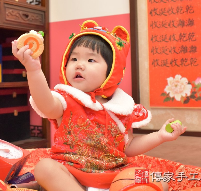 2020-12-16吳寶寶，小孩禮服(女)中式古裝禮服禮照照片集