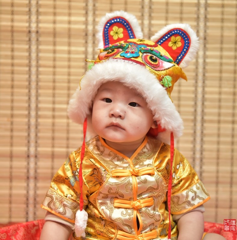 2022-12-14吳寶寶，小孩禮服(男)中式古裝禮服禮照照片集