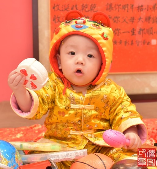 2021-04-29詹寶寶，小孩禮服(男)中式古裝禮服禮照照片集