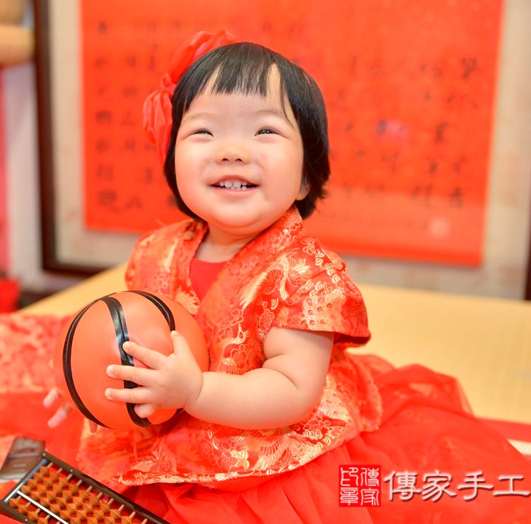 2021-04-25李寶寶，小孩禮服(女)中式古裝禮服禮照照片集