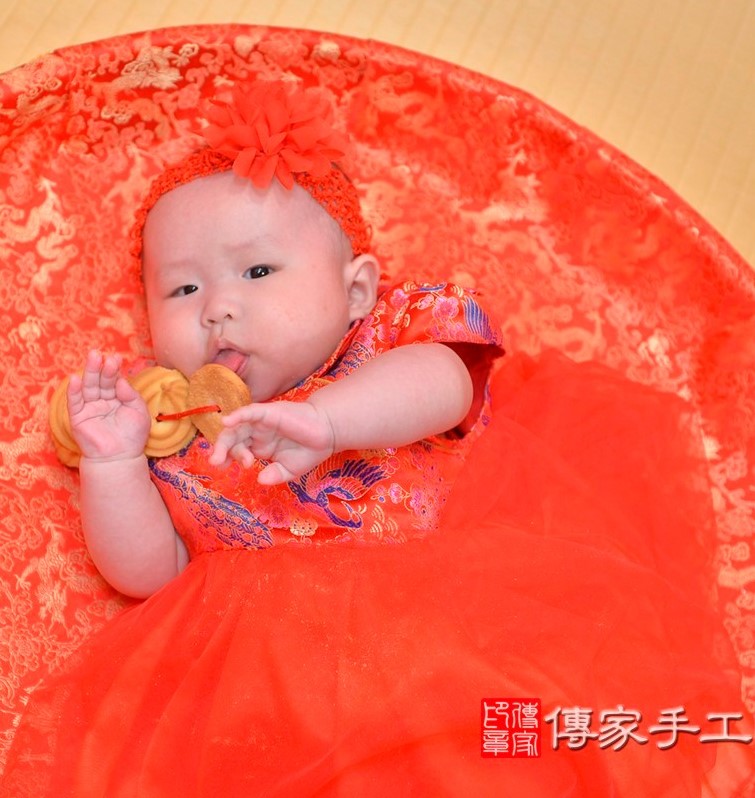 2021-10-18黃寶寶，小孩禮服(女)中式古裝禮服禮照照片集