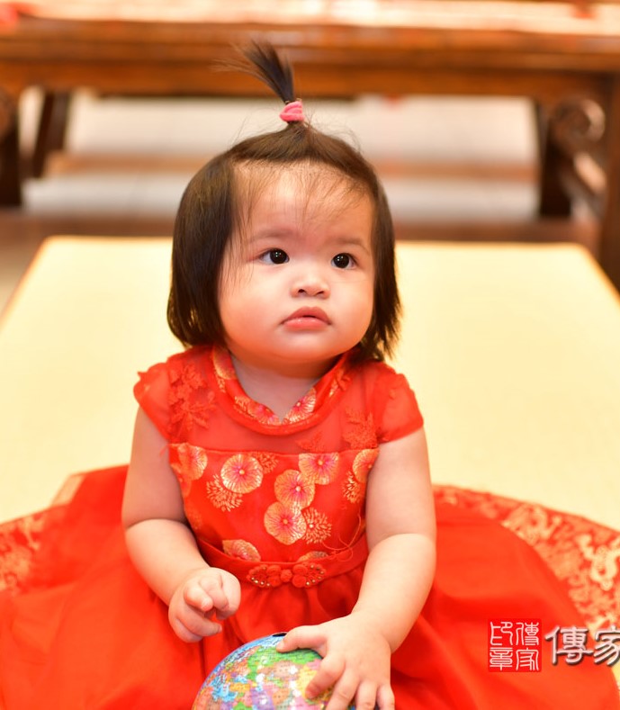 2021-10-24周寶寶，小孩禮服(女)中式古裝禮服禮照照片集