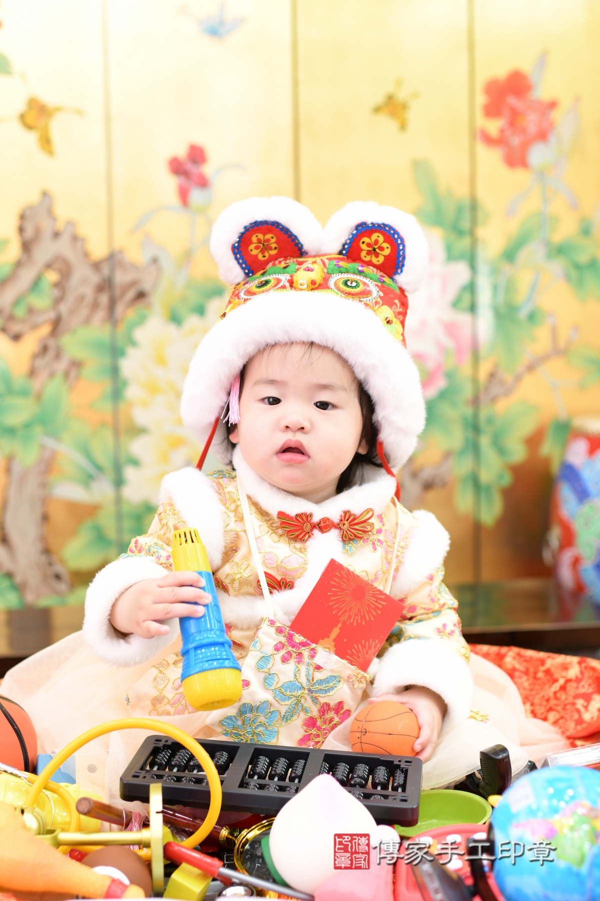 2026-01-21香香寶貝抓周，小孩古裝禮服照。地點：傳家「台北店」古禮會場照片集