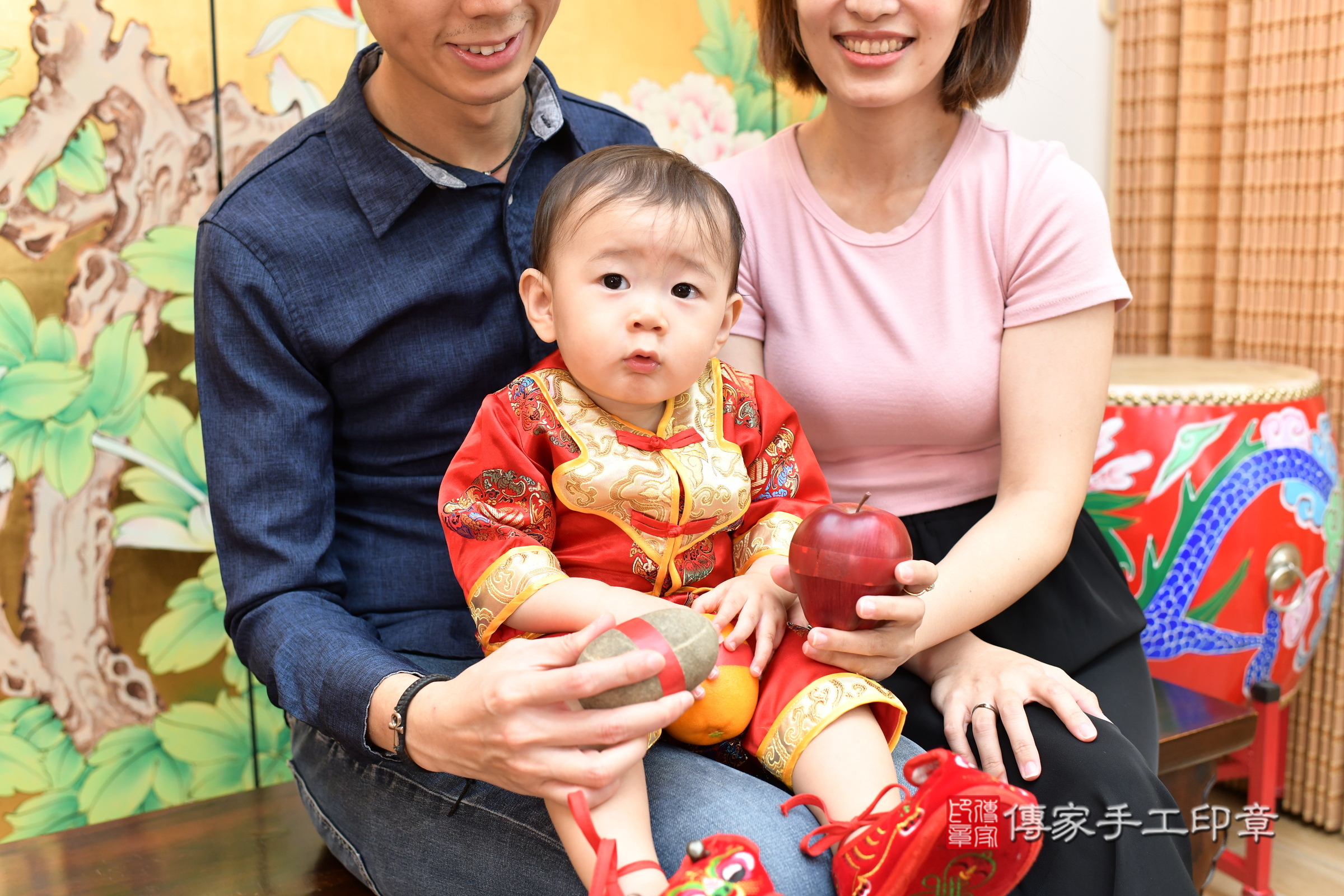 2025-05-25小玹寶寶剃頭，小孩古裝禮服照。地點：傳家「台北店」古禮會場照片集