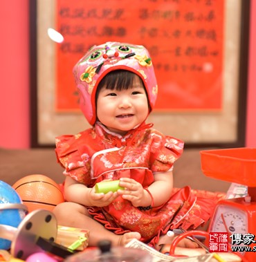 2020-02-22江寶寶，小孩禮服(女)中式古裝禮服禮照照片集