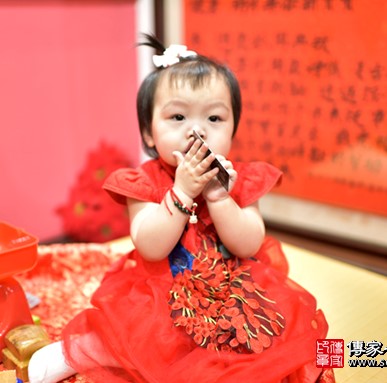 2020-02-21蔡寶寶，小孩禮服(女)中式古裝禮服禮照照片集