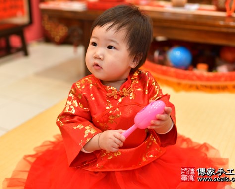 2020-02-18李寶寶，小孩禮服(女)中式古裝禮服禮照照片集