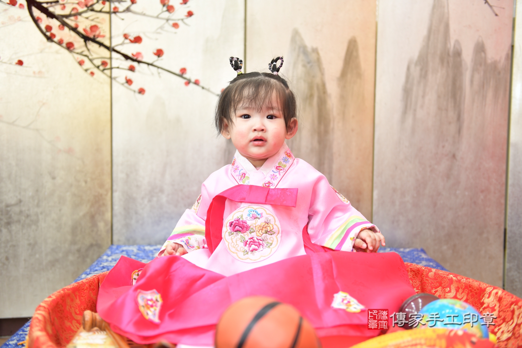 2026-01-30小翹寶貝抓周，小孩古裝禮服照。地點：傳家「台北店」古禮會場照片集