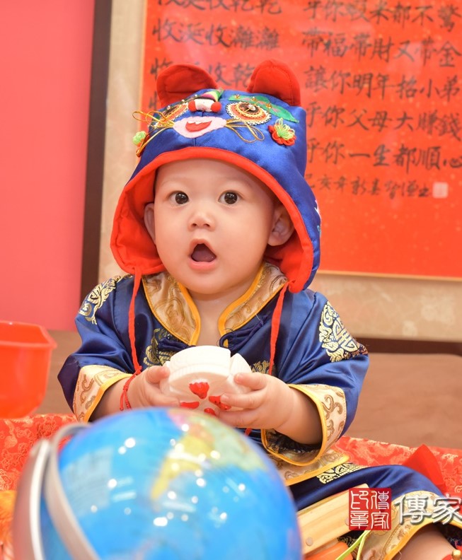 2020-12-12吳寶寶，小孩禮服(男)中式古裝禮服禮照照片集