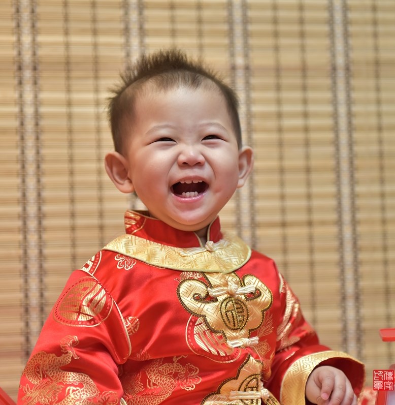 2020-12-12楊寶寶，小孩禮服(男)中式古裝禮服禮照照片集