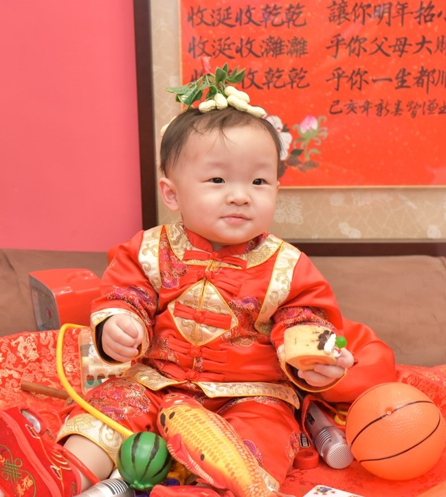 2020-12-12詹寶寶，小孩禮服(男)中式古裝禮服禮照照片集