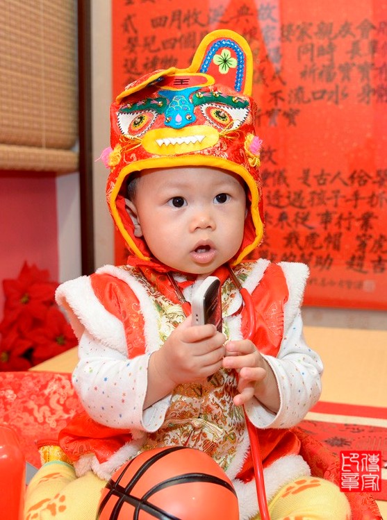 2020-12-12廖寶寶，小孩禮服(男)中式古裝禮服禮照照片集