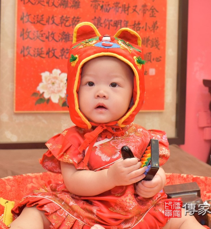 2020-12-11陳寶寶，小孩禮服(女)中式古裝禮服禮照照片集