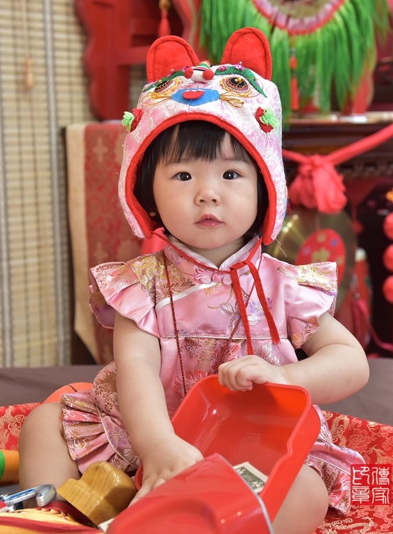 2020-10-15王寶寶，小孩禮服(女)中式古裝禮服禮照照片集