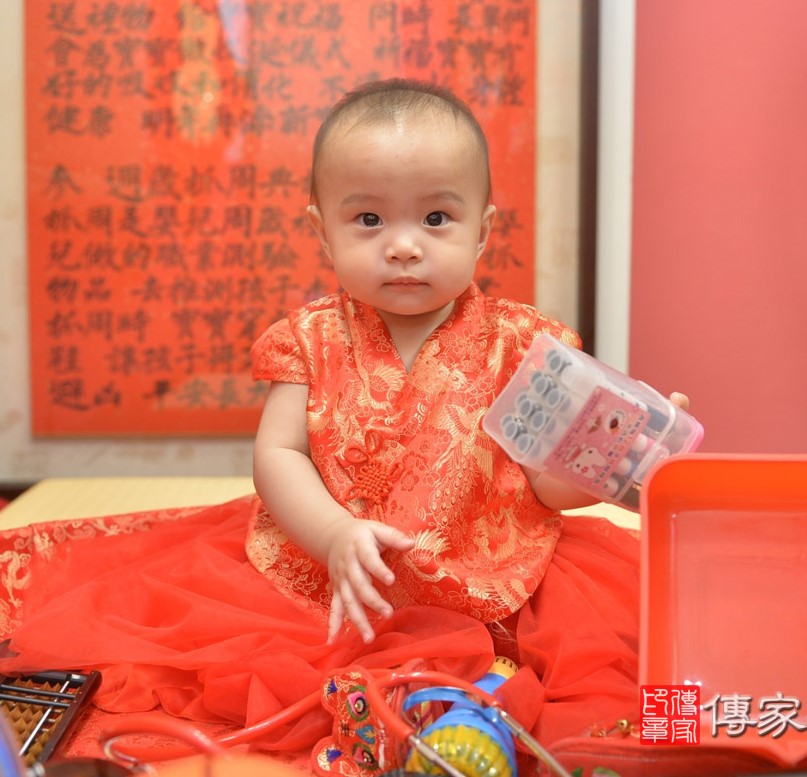2020-10-10林寶寶，小孩禮服(女)中式古裝禮服禮照照片集