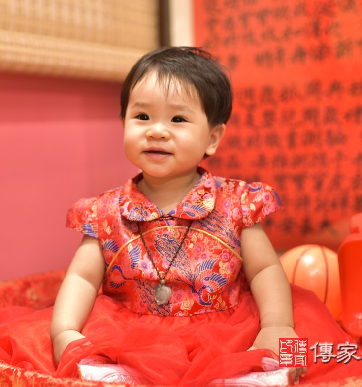 2020-07-26李寶寶，小孩禮服(女)中式古裝禮服禮照照片集