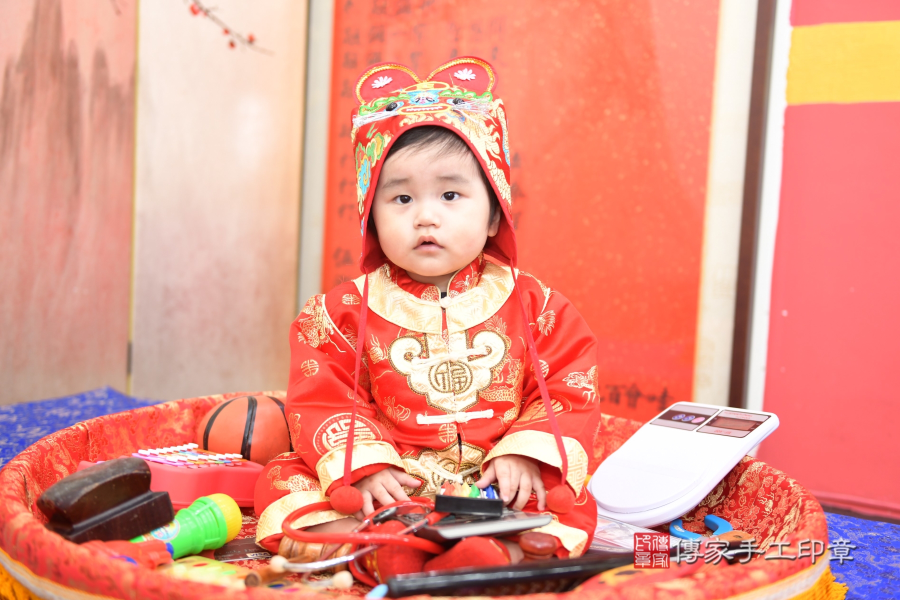 2026-02-10小永寶貝抓周，小孩古裝禮服照。地點：傳家「台北店」古禮會場照片集