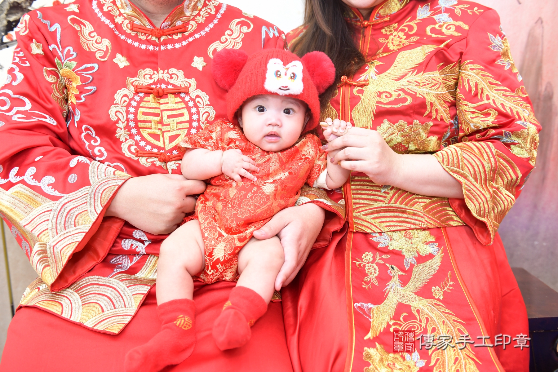 2026-03-06小羽寶寶收涎，小孩古裝禮服照。地點：傳家「台北店」古禮會場照片集