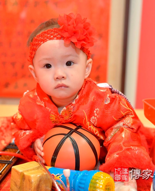 2020-12-09范寶寶，小孩禮服(女)中式古裝禮服禮照照片集
