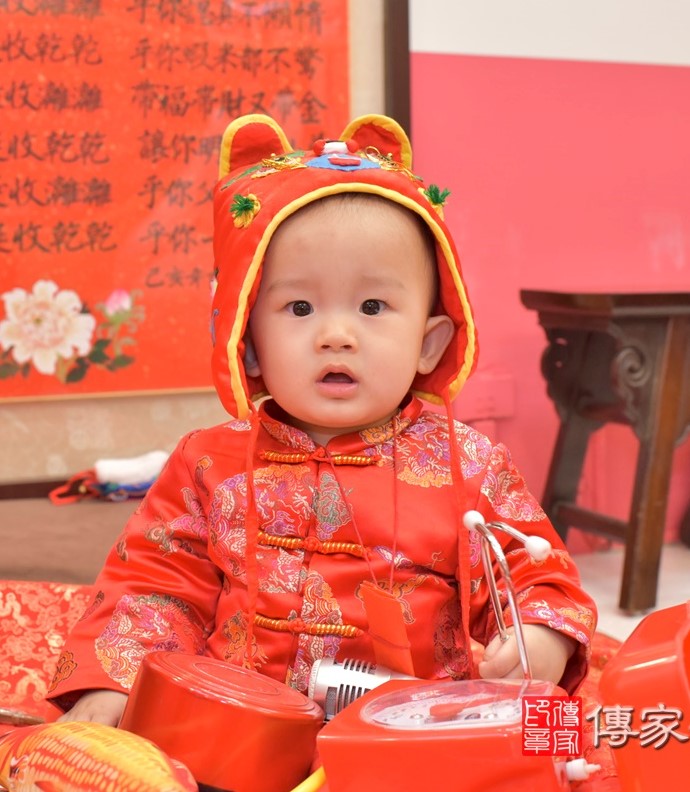2020-12-07黃寶寶，小孩禮服(男)中式古裝禮服禮照照片集