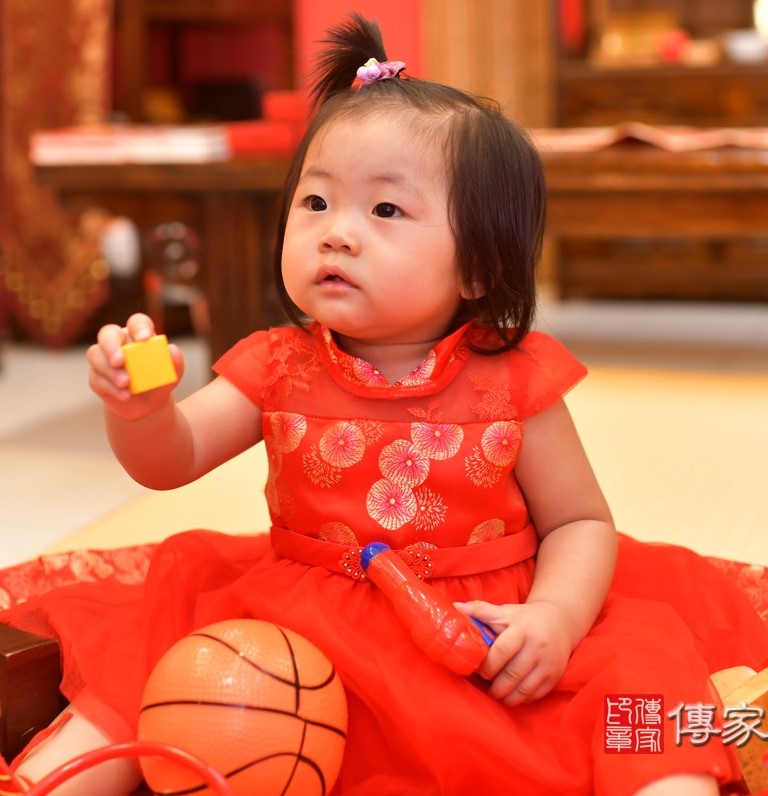 2020-07-22黃寶寶，小孩禮服(女)中式古裝禮服禮照照片集