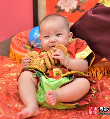 2020-05-12楓寶寶，小孩禮服(男)中式古裝禮服禮照照片集