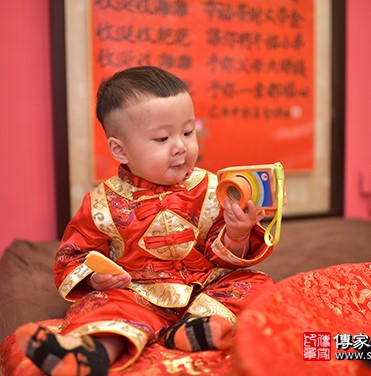 2019-12-24林寶寶，小孩禮服(男)中式古裝禮服禮照照片集