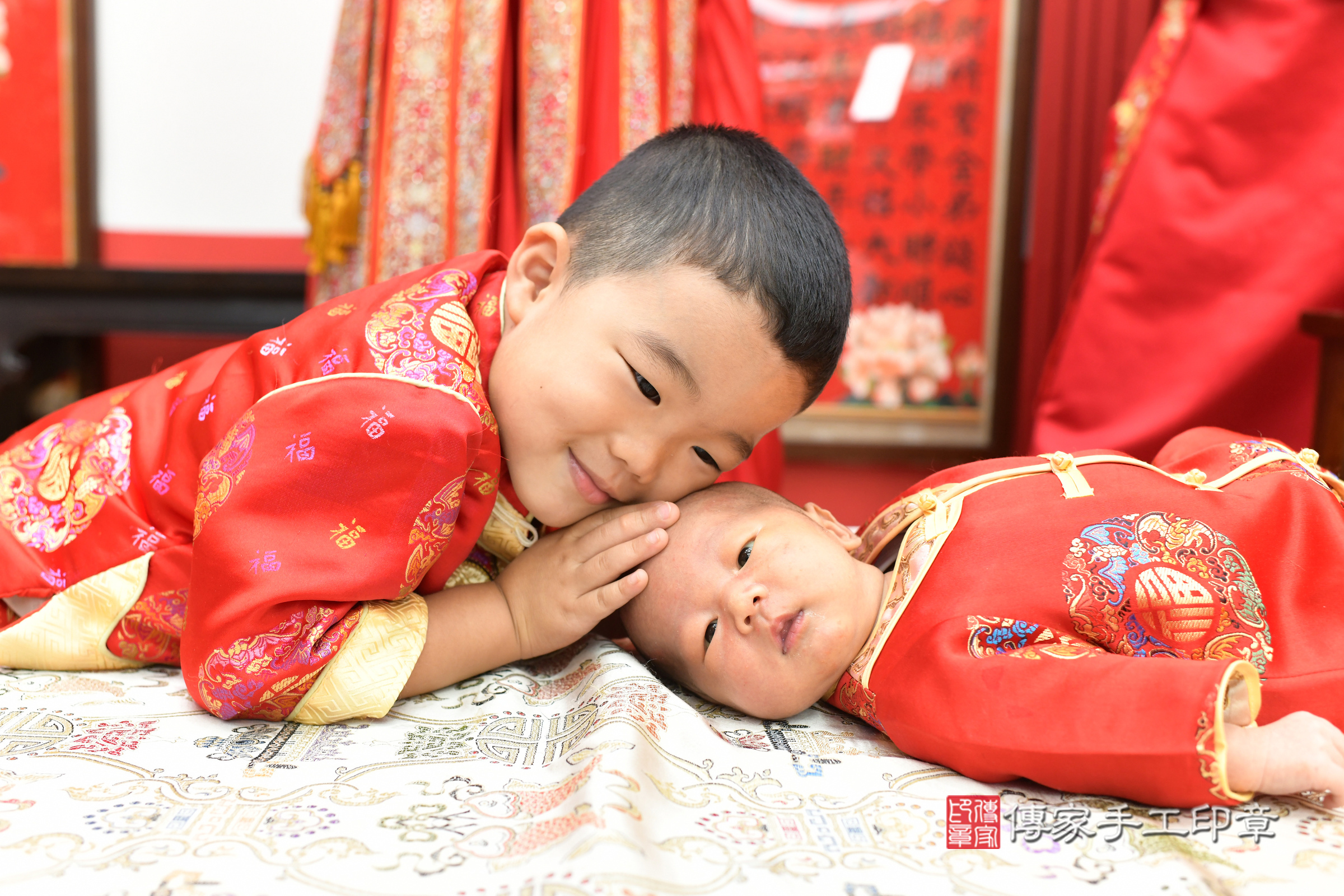 2025-08-23小馳寶寶剃頭，小孩古裝禮服照。地點：傳家「台北店」古禮會場照片集