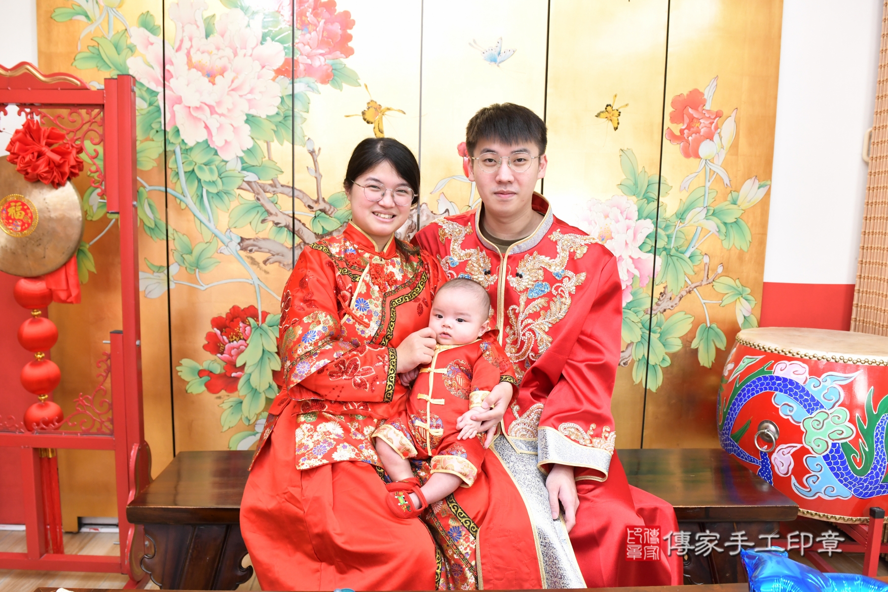 2026-03-23小玄寶寶收涎，成人與小孩古裝禮服照。地點：傳家「台北店」古禮會場照片集