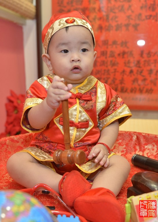 2020-10-03黃寶寶，小孩禮服(男)中式古裝禮服禮照照片集