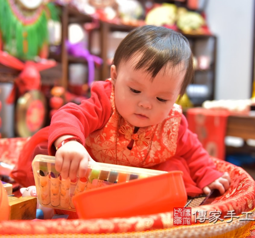 2020-02-06林寶寶，小孩禮服(女)中式古裝禮服禮照照片集