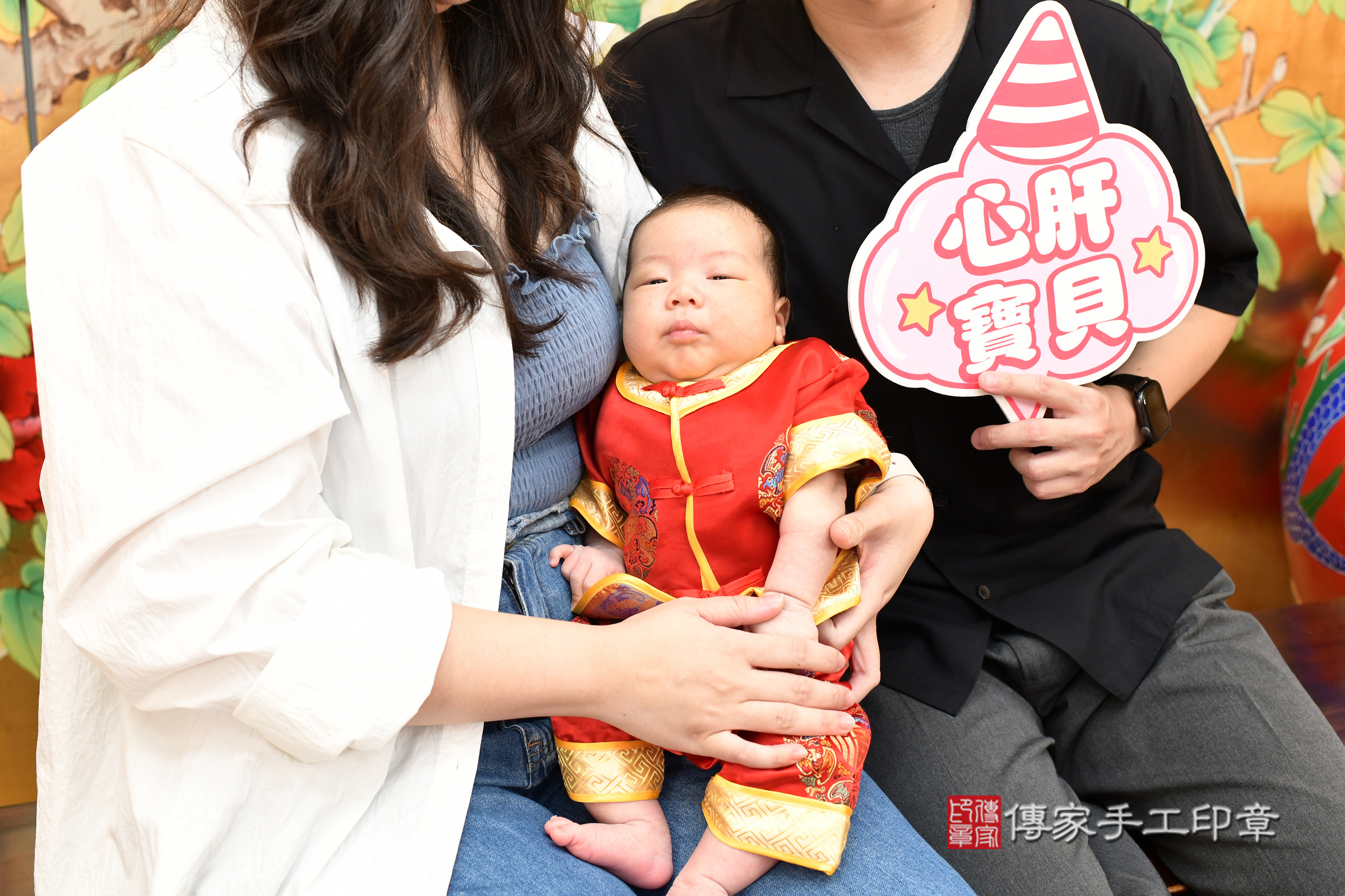 2025-07-19宸宸寶寶剃頭，小孩古裝禮服照。地點：傳家「台北店」古禮會場照片集